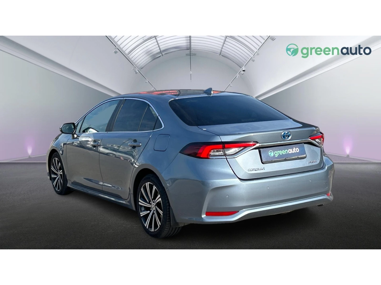 Toyota Corolla 1.8 HSD Luxury, Месечна вноска от 465 лв. - изображение 2