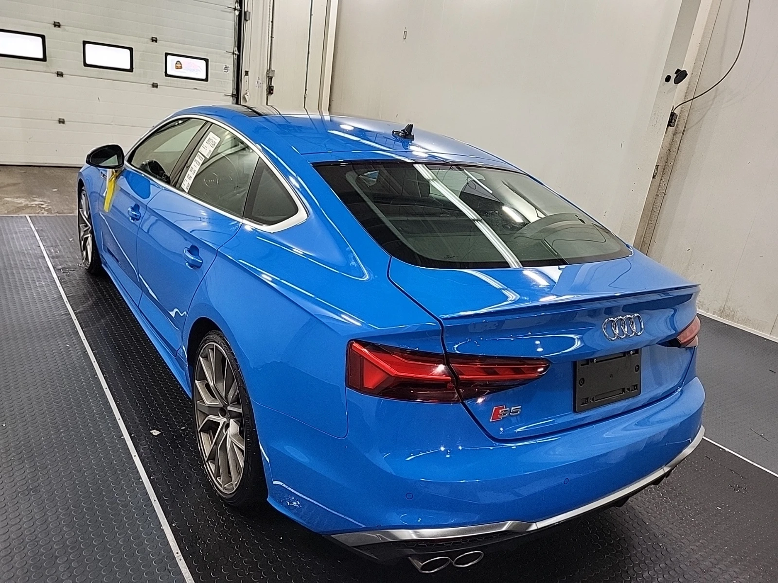 Audi S5 SPORTBACK* CARFAX * АвтоКредит * Цена до България* - изображение 4