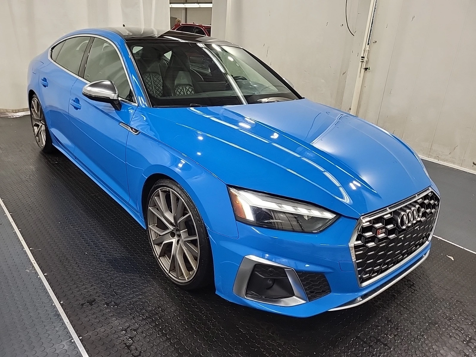 Audi S5 SPORTBACK* CARFAX * АвтоКредит * Цена до България* - изображение 2