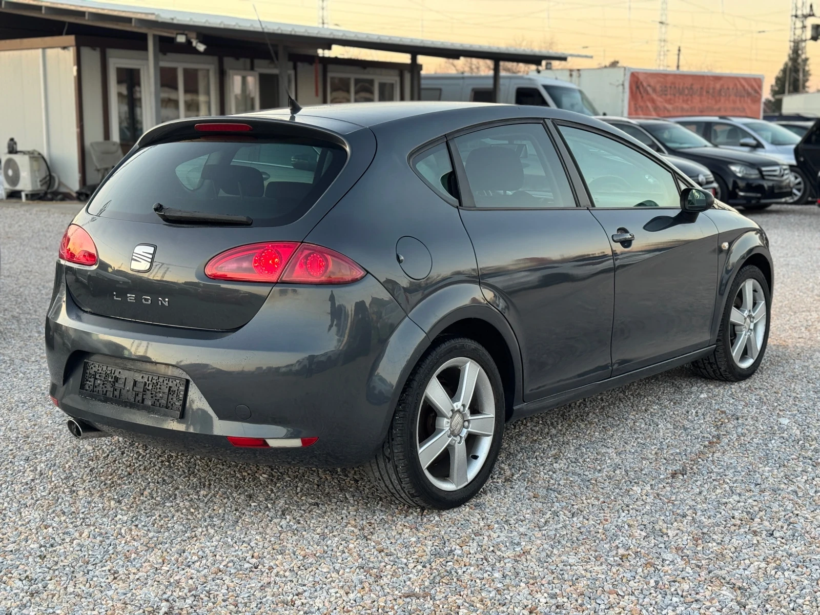 Seat Leon 1.6 102hp F1-style БЕНЗИН/ГАЗ - изображение 5