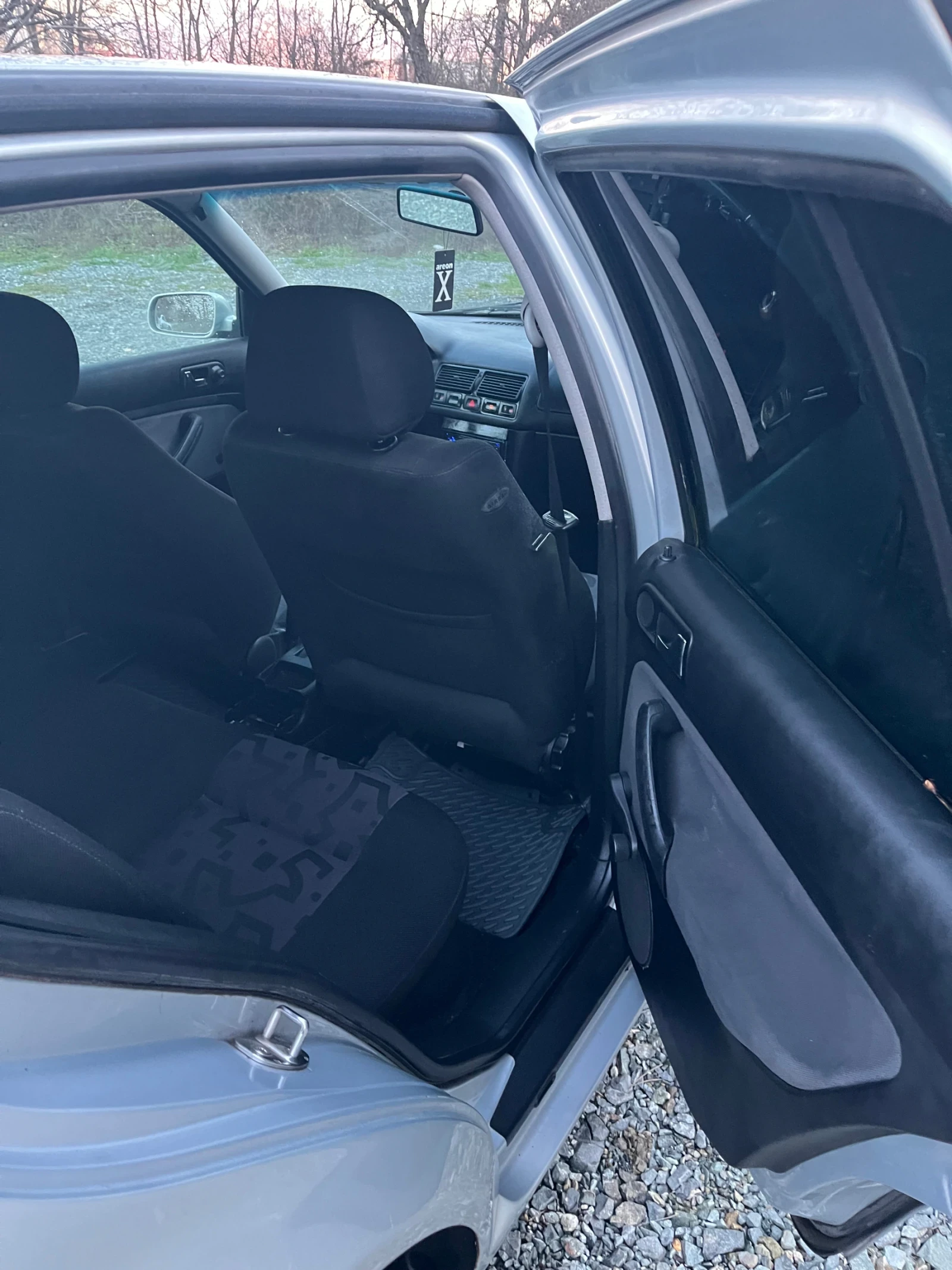 VW Golf, снимка 5 - Автомобили и джипове - 53903587