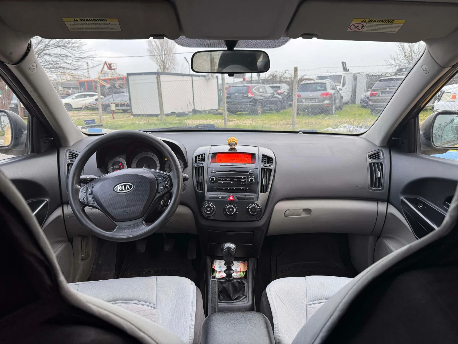 Kia Ceed 1.6i, снимка 6 - Автомобили и джипове - 53965699