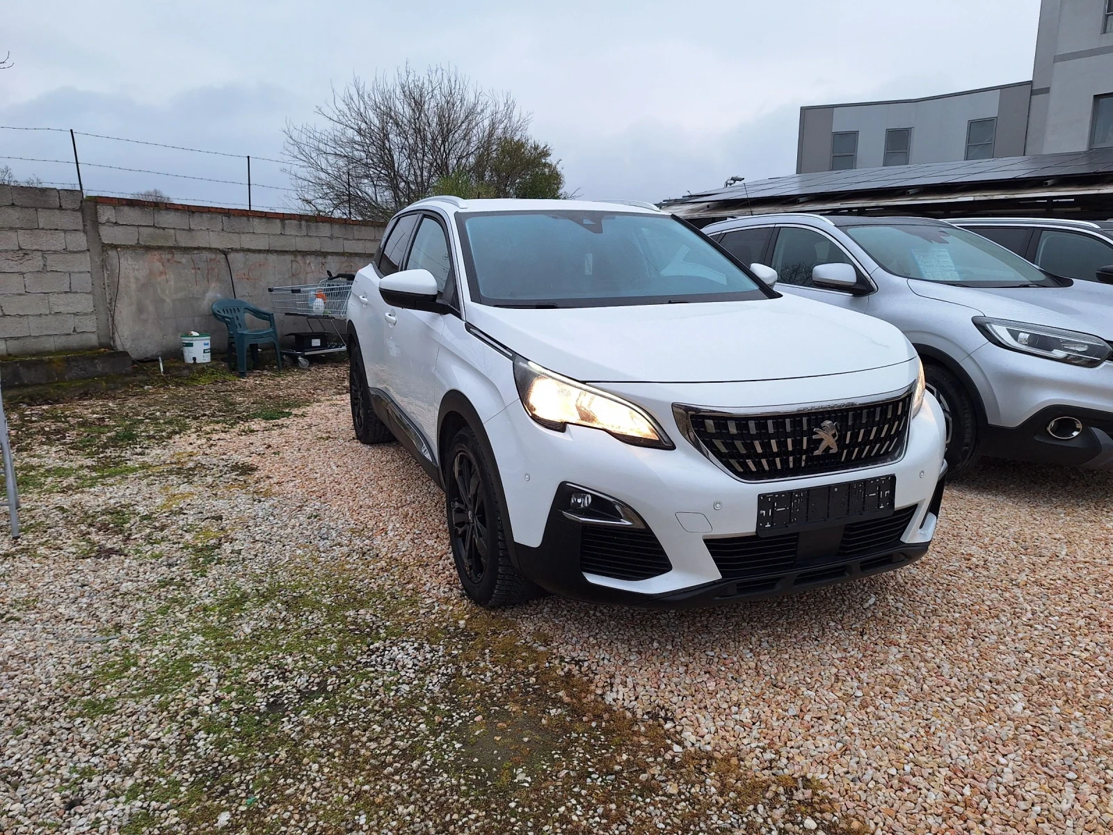 Peugeot 3008 1.6HDI/Навигация/Кросуей/Лед/6ск* , снимка 8 - Автомобили и джипове - 54056431