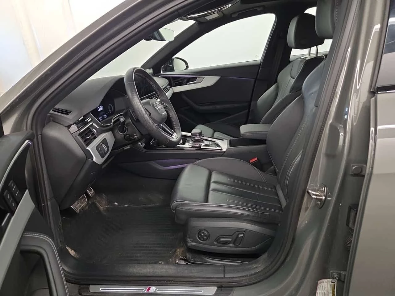 Audi A4 PROGRESSIV| PANO| MEMORY| ПОДГРЕВИ| 2 КЛЮЧА, снимка 10 - Автомобили и джипове - 54762022