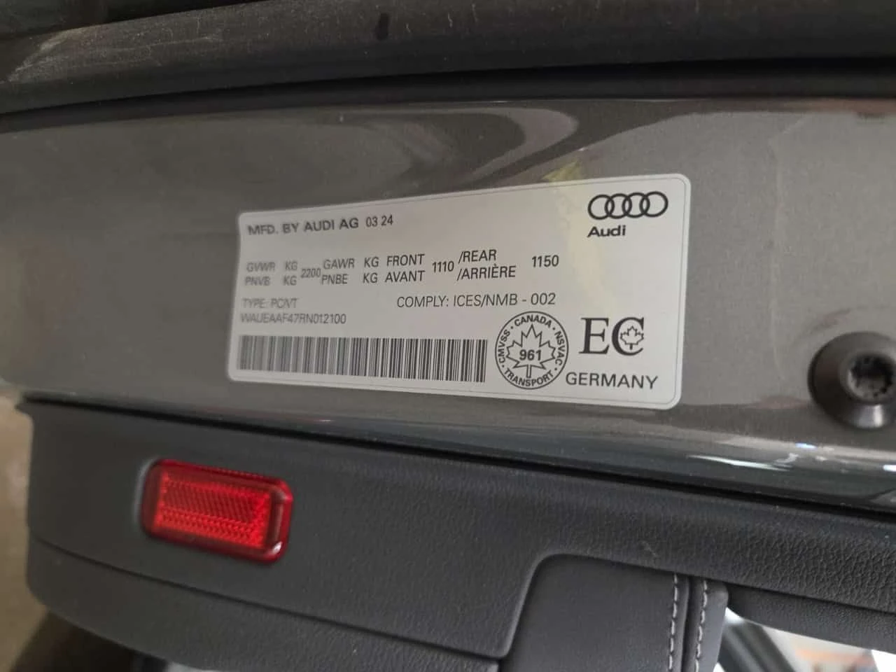 Audi A4 PROGRESSIV| PANO| MEMORY| ПОДГРЕВИ| 2 КЛЮЧА, снимка 17 - Автомобили и джипове - 54762022