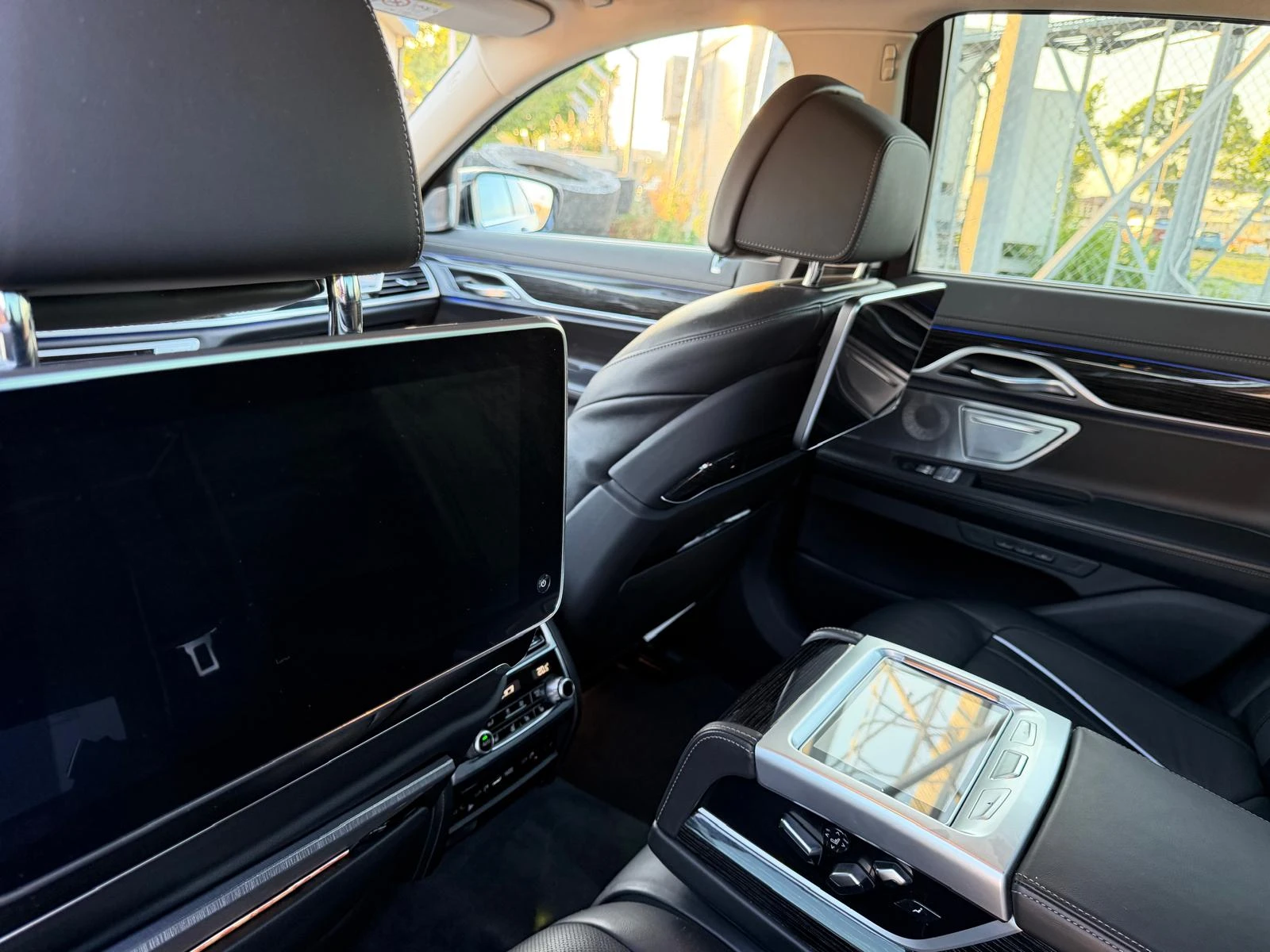 BMW 745 E, снимка 12 - Автомобили и джипове - 55174326
