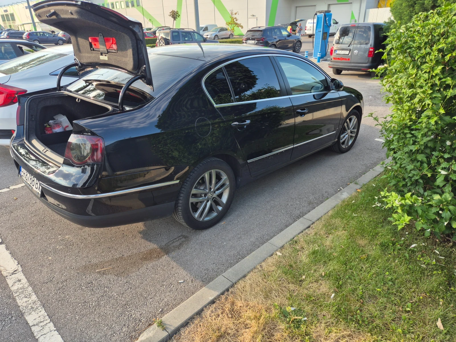 VW Passat 2.0 fsi, снимка 8 - Автомобили и джипове - 55974521
