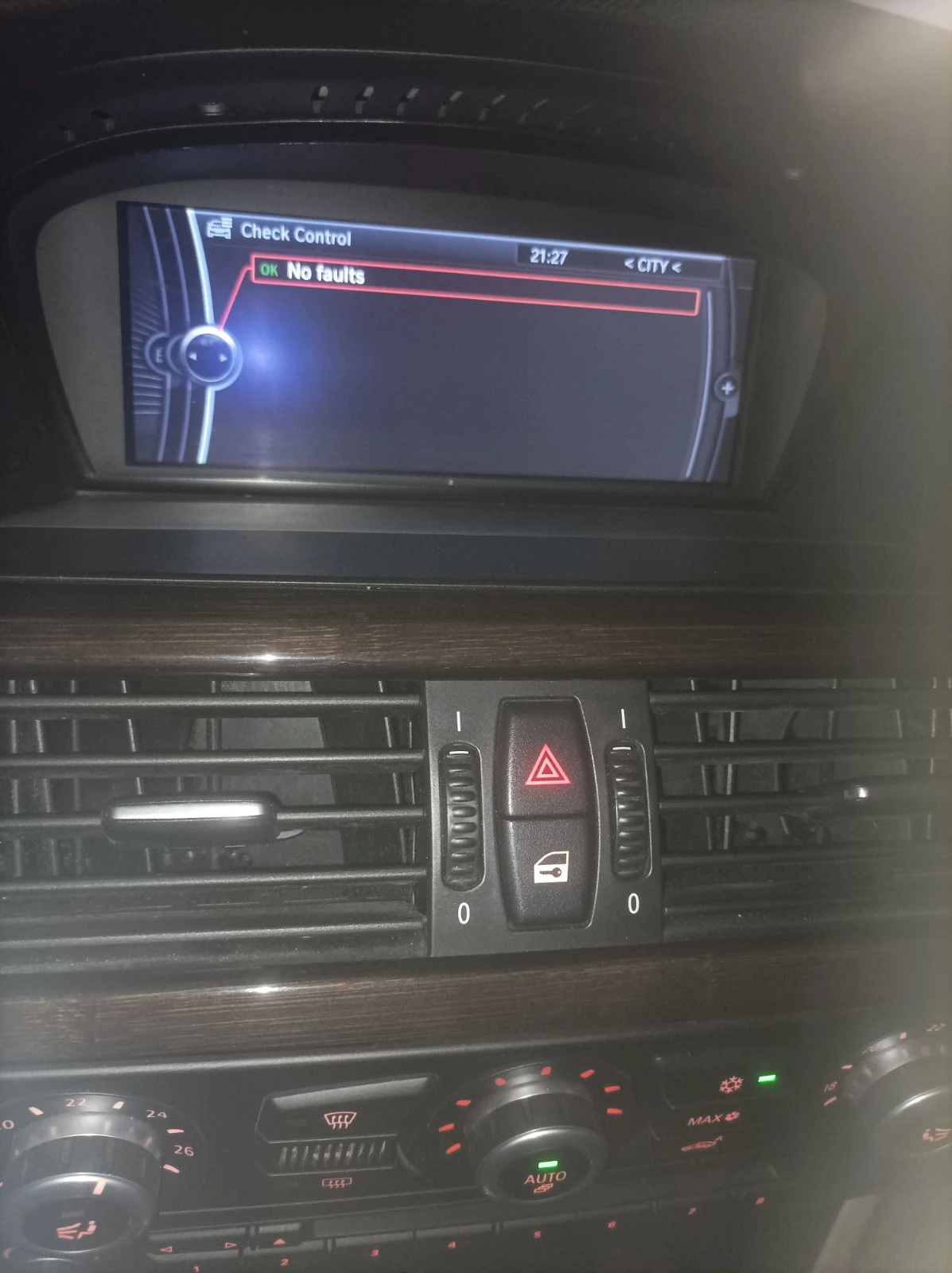 BMW 520, снимка 12 - Автомобили и джипове - 55980688