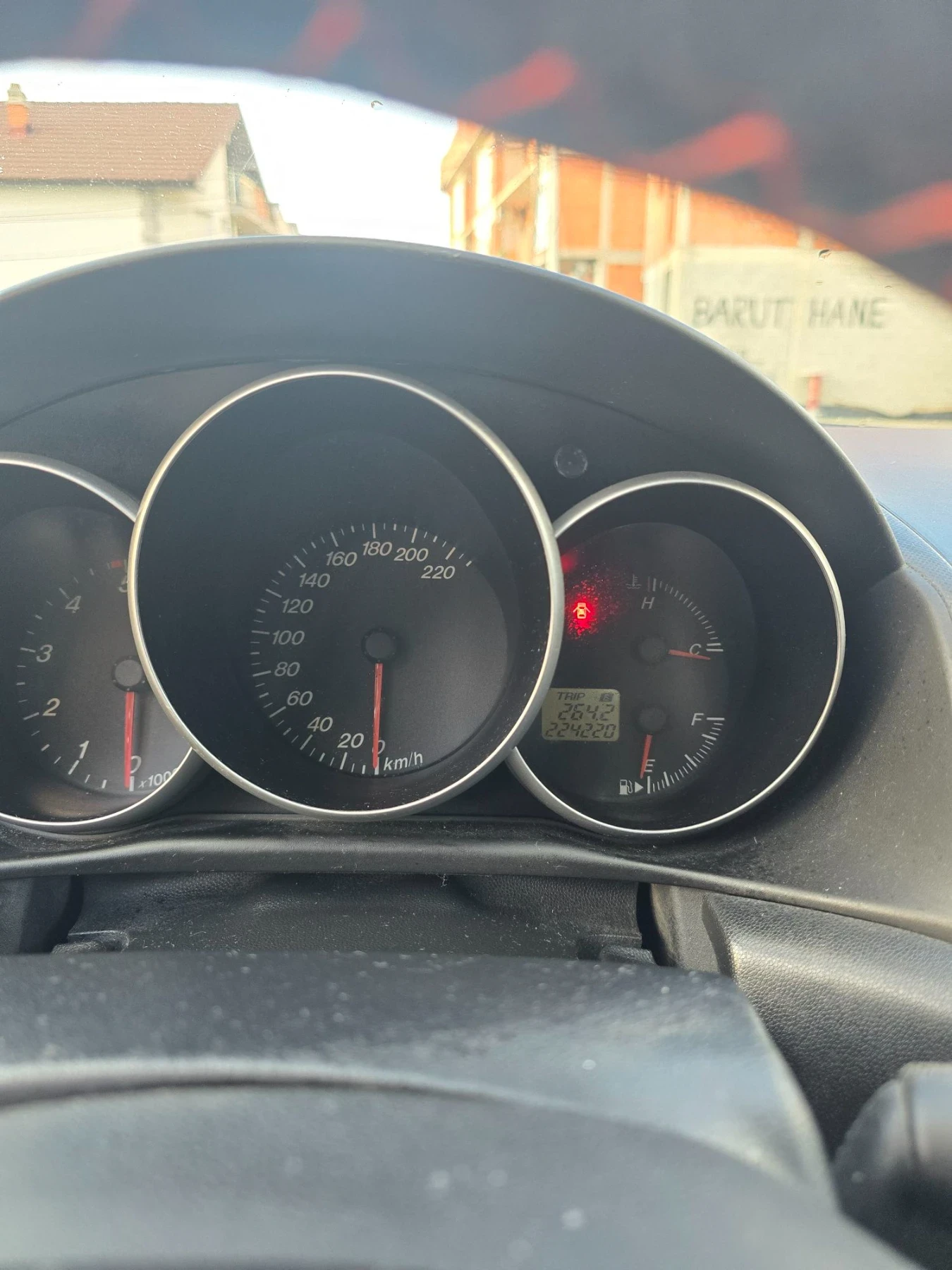 Mazda 3, снимка 16 - Автомобили и джипове - 56300478
