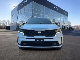������ Kia Sorento