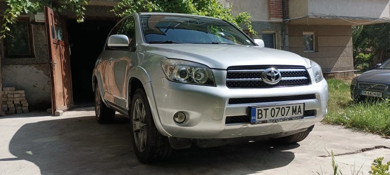 Toyota Rav4, снимка 3 - Автомобили и джипове - 46755924