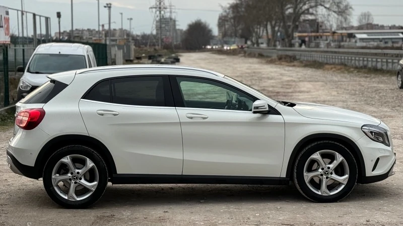 Mercedes-Benz GLA 220 CDI=4 MATIC=, снимка 4 - Автомобили и джипове - 44481817