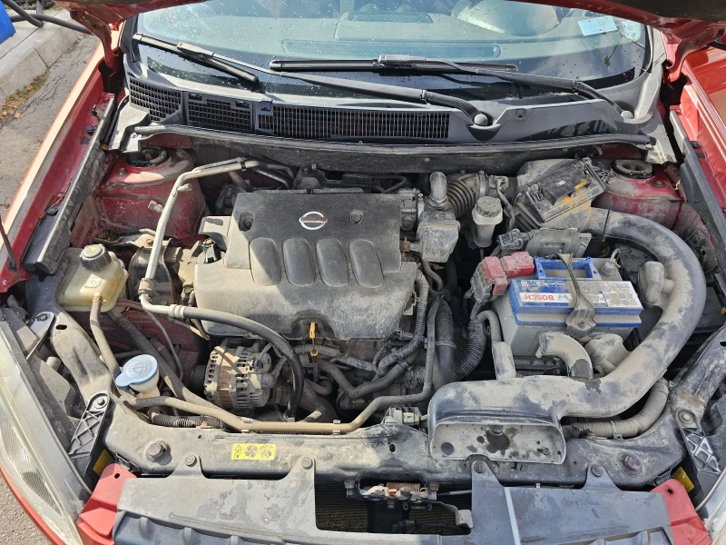 Nissan Qashqai 2.0 4x4, снимка 15 - Автомобили и джипове - 46978606