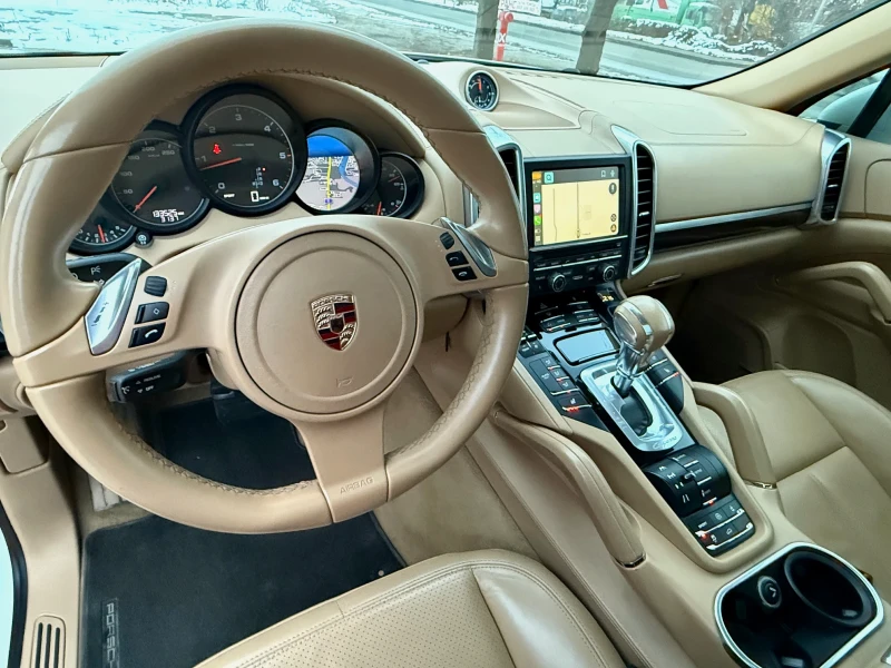 Porsche Cayenne Сменена верига / 133к км / CarPlay / 21&#34;, снимка 12 - Автомобили и джипове - 48684154