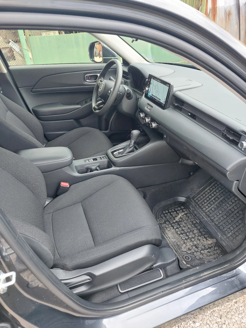 Honda Hr-v Самозаряден хибрид, снимка 9 - Автомобили и джипове - 52476415
