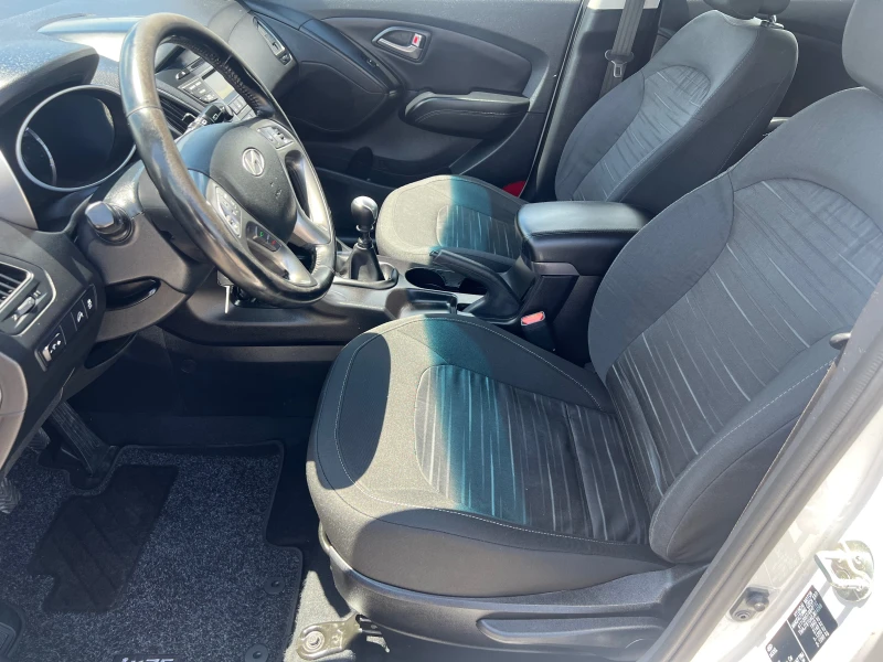 Hyundai IX35 1.7 CRDI, снимка 9 - Автомобили и джипове - 50445196