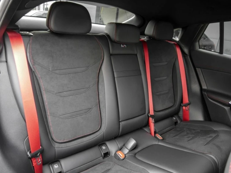 Mercedes-Benz GLC 43 AMG 4-MATIC/COUPE/PANO/BURM/MEMORY/360/DIGITAL LIGHT/, снимка 16 - Автомобили и джипове - 52373823