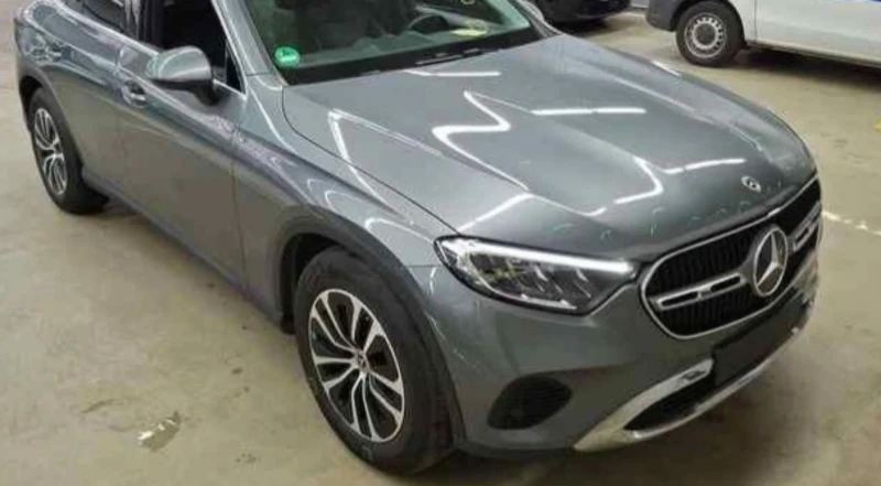 Mercedes-Benz GLC 220 d 4 MATIC.KAMERA.LED.NAVI.ACC, снимка 2 - Автомобили и джипове - 52817363