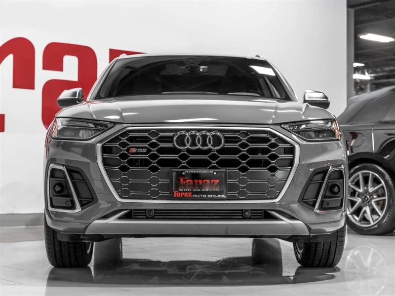 Audi SQ5 * PROGRESSIV| CARBON INTERIOR| BLINDSPOT| ACCIDENT, снимка 2 - Автомобили и джипове - 52905628