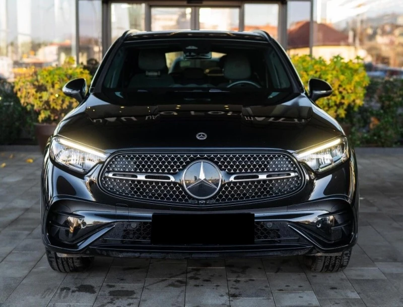 Mercedes-Benz GLC 200 4Matic AMG Line, снимка 2 - Автомобили и джипове - 53179025