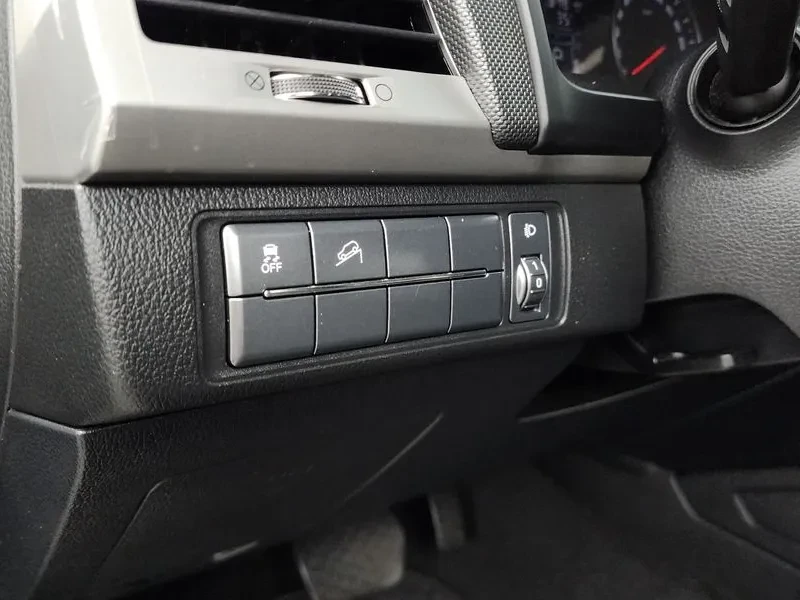 SsangYong Rexton Diesel 2.2 2Wd Adventure, снимка 16 - Автомобили и джипове - 56305246