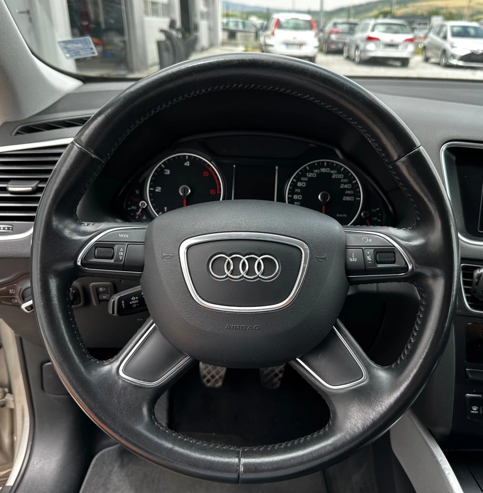 Audi Q5 2.0TDI-150кс-Нави-90000км-Климатроник-Top-New - изображение 8