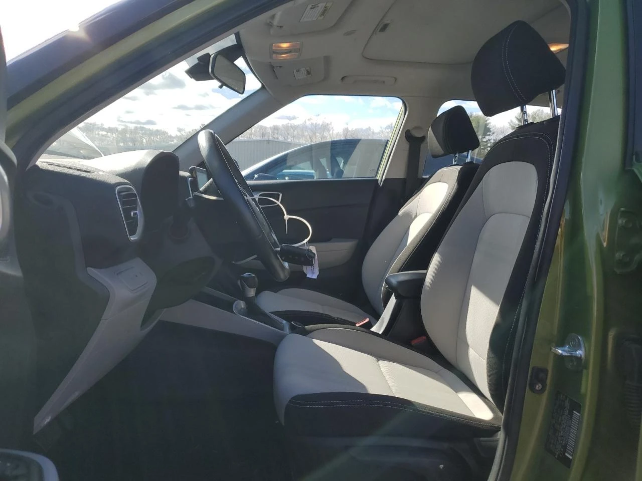 Hyundai Venue SEL - изображение 7