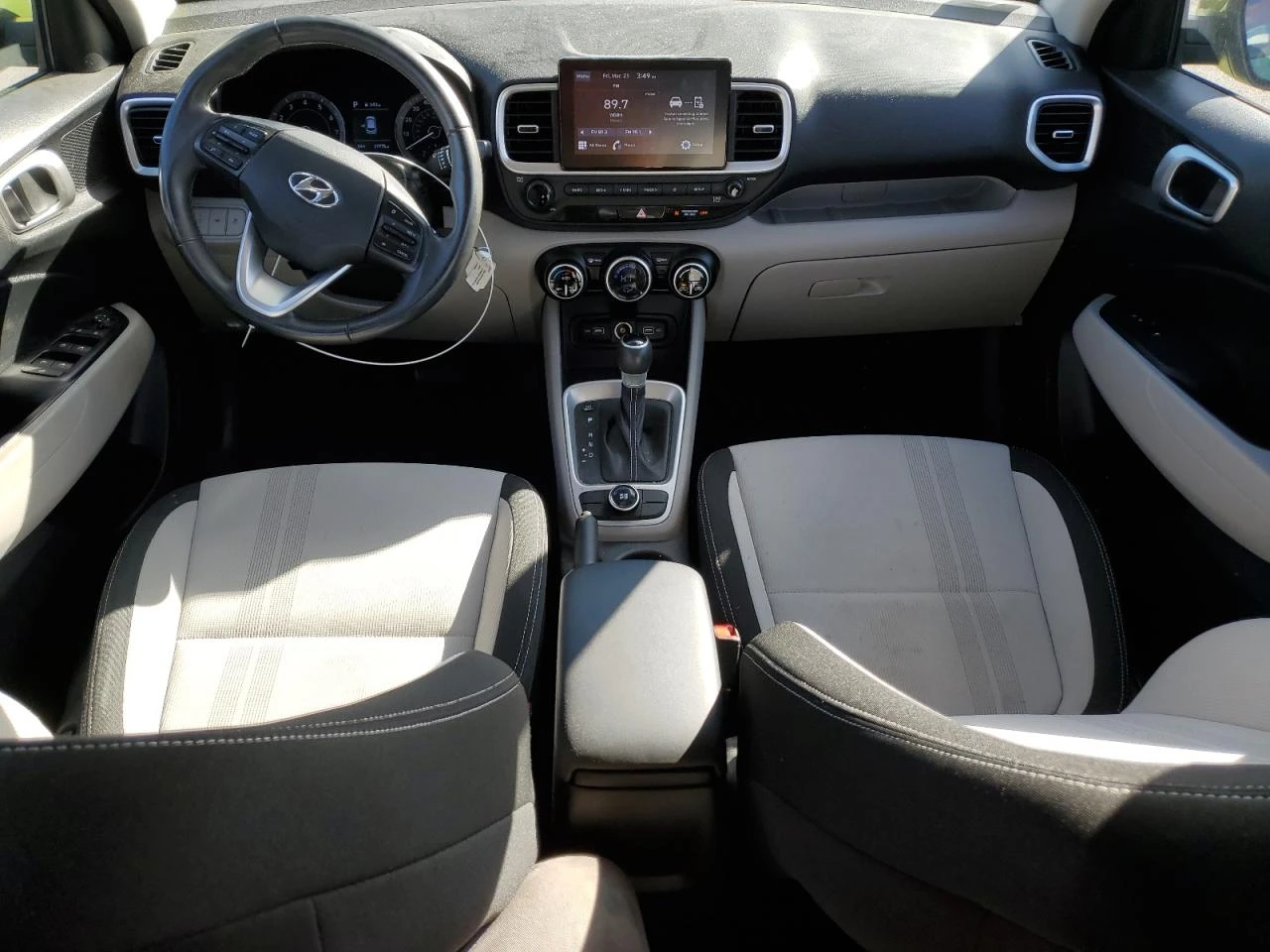 Hyundai Venue SEL - изображение 8