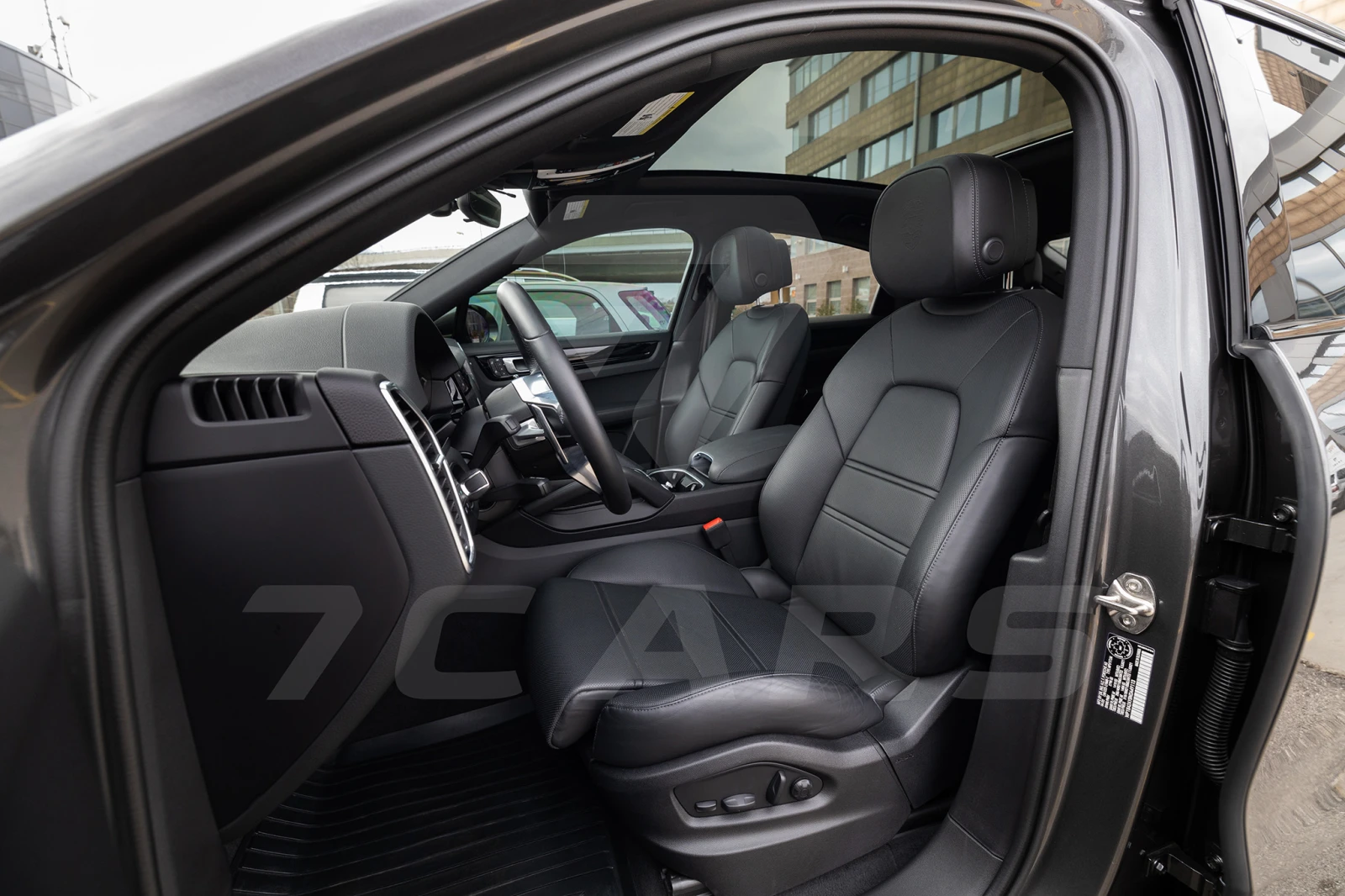 Porsche Cayenne COUPE 3.0 - изображение 8