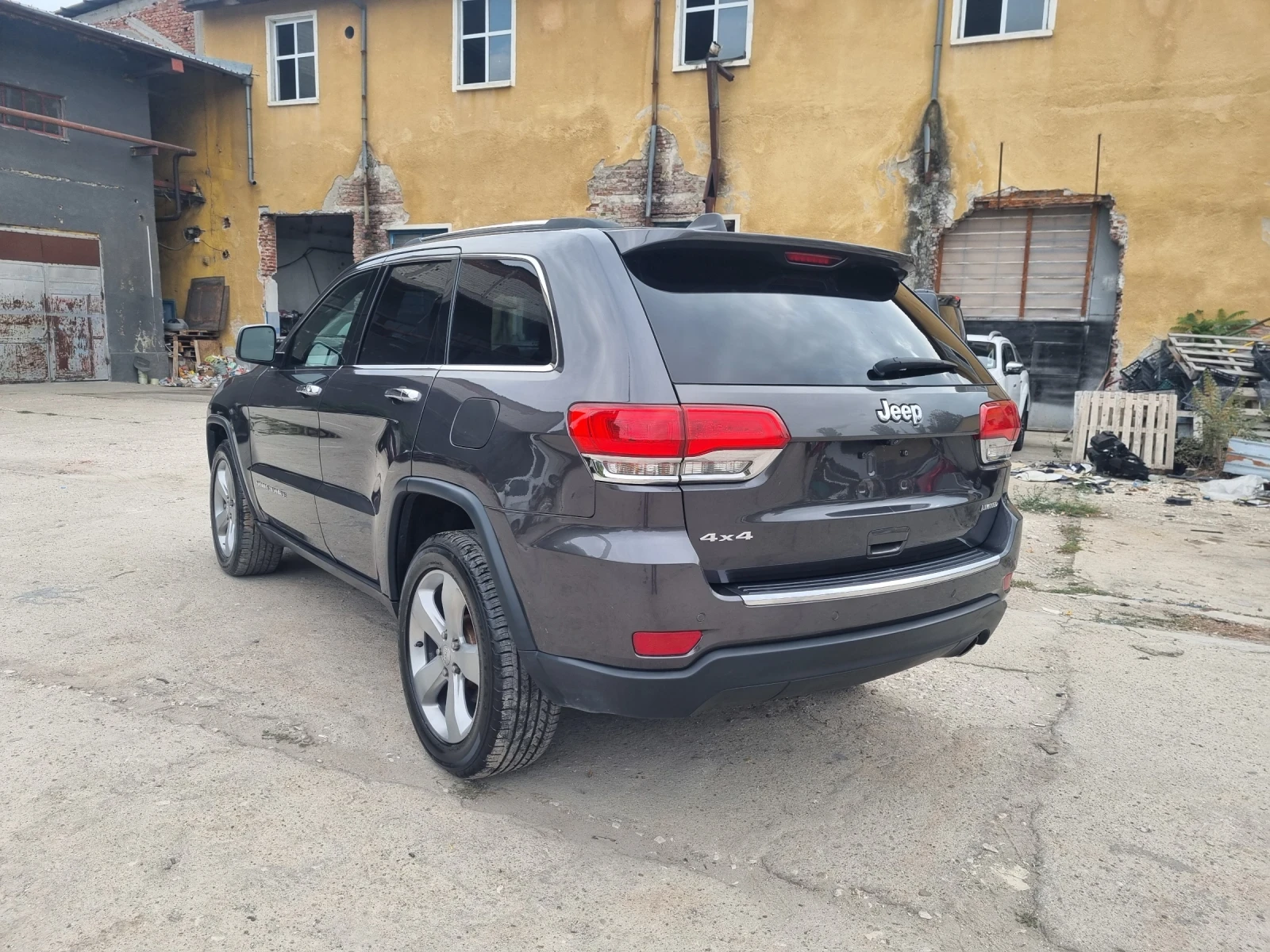 Jeep Grand cherokee LIMITED 3.6 - изображение 2