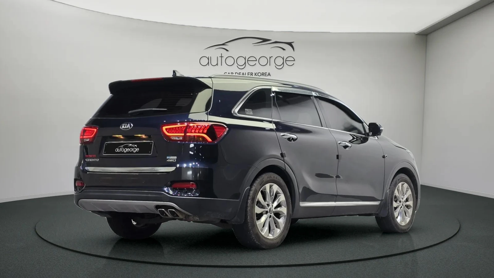 Kia Sorento 2.2 4WD MASTER  - изображение 2