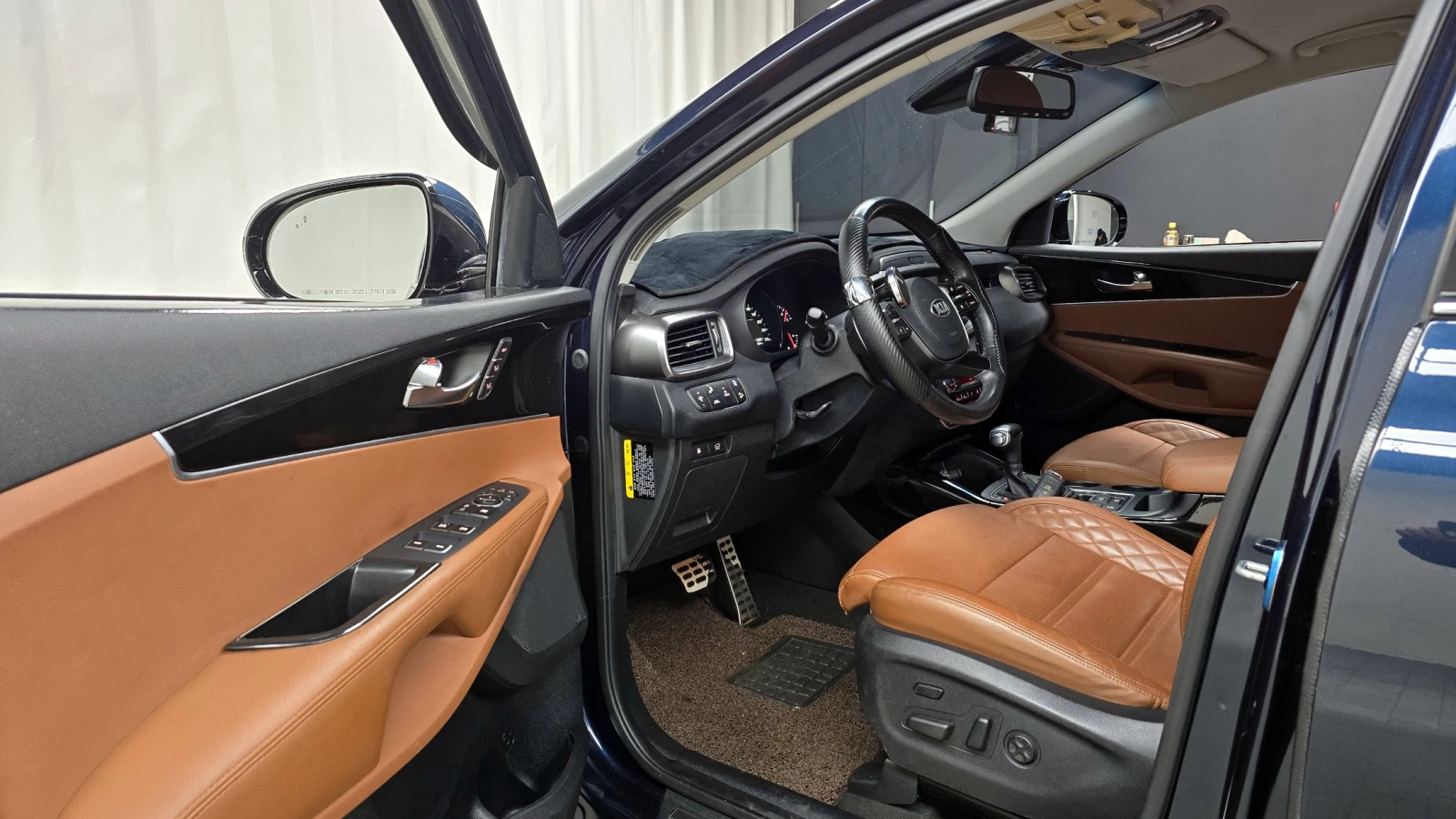 Kia Sorento 2.2 4WD MASTER  - изображение 10