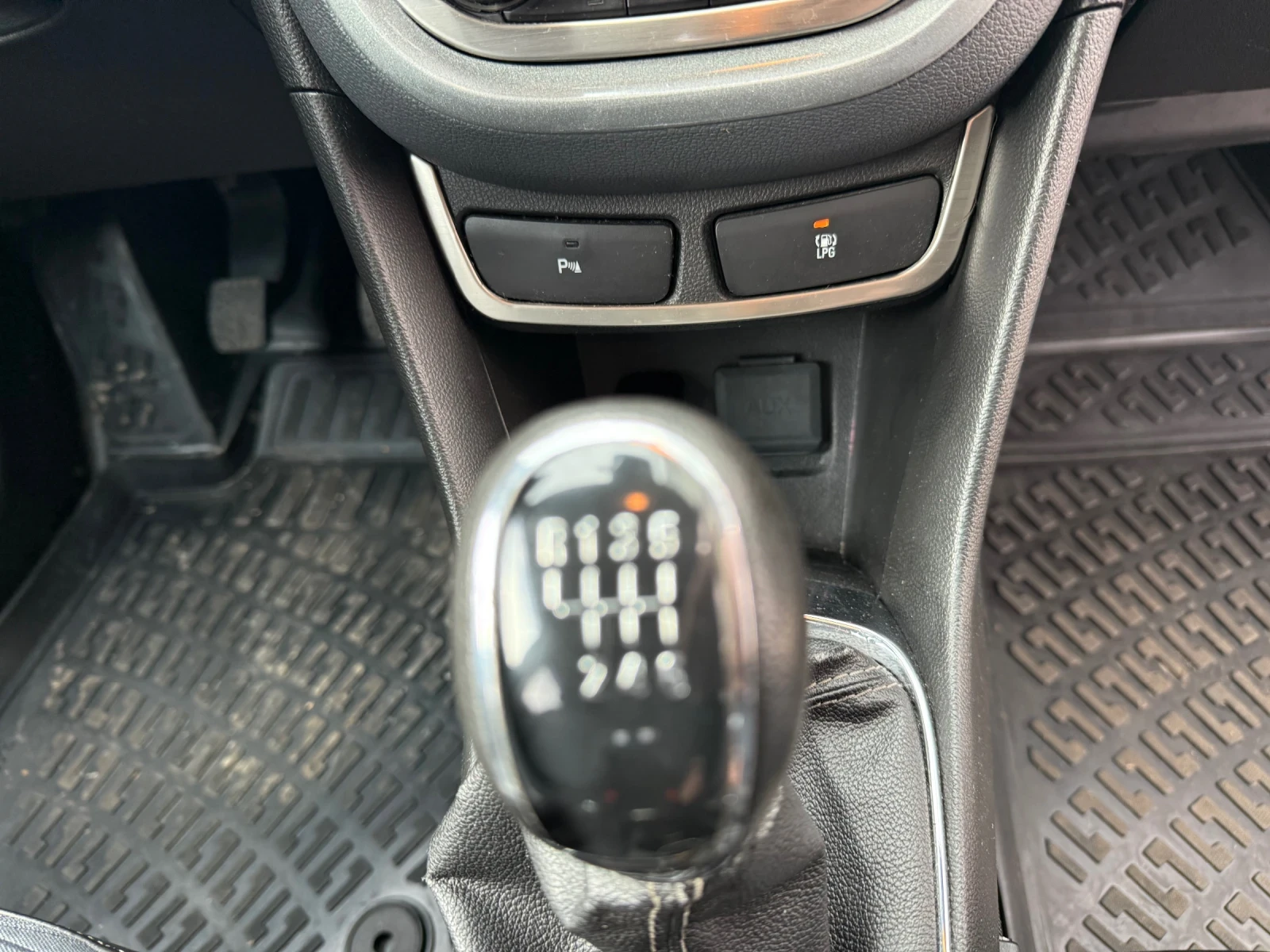 Opel Mokka ��� + Turbo+ Car Play+ ������������ | Mobile.bg � ����������� 13