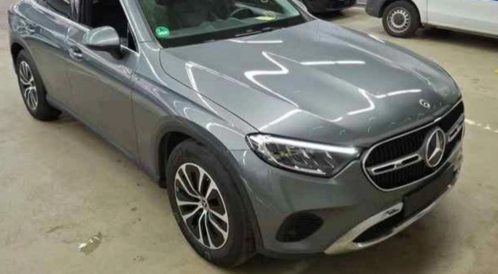 Mercedes-Benz GLC 220 d 4 MATIC.KAMERA.LED.NAVI.ACC - изображение 2