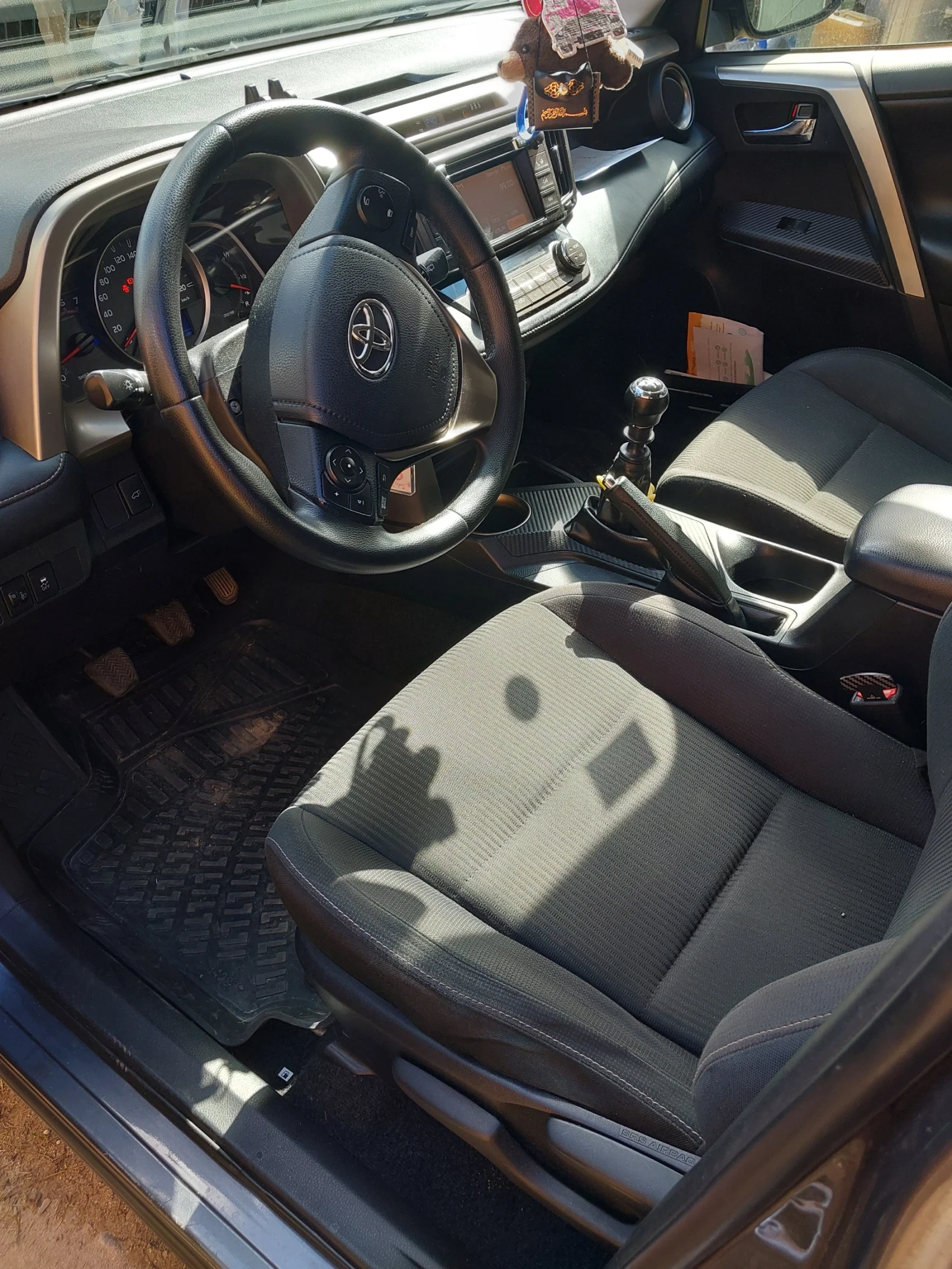 Toyota Rav4, снимка 9 - Автомобили и джипове - 55697612