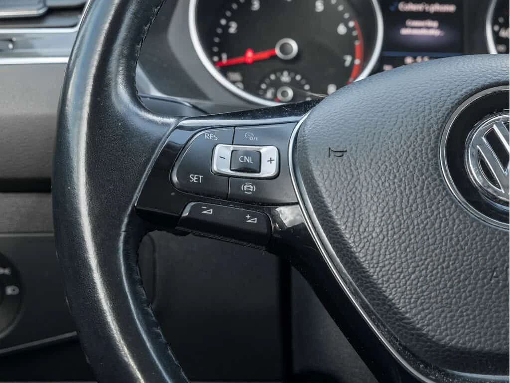 VW Tiguan * Comfortline * CARFAX * ЦЕНА ДО БГ, снимка 12 - Автомобили и джипове - 53801680