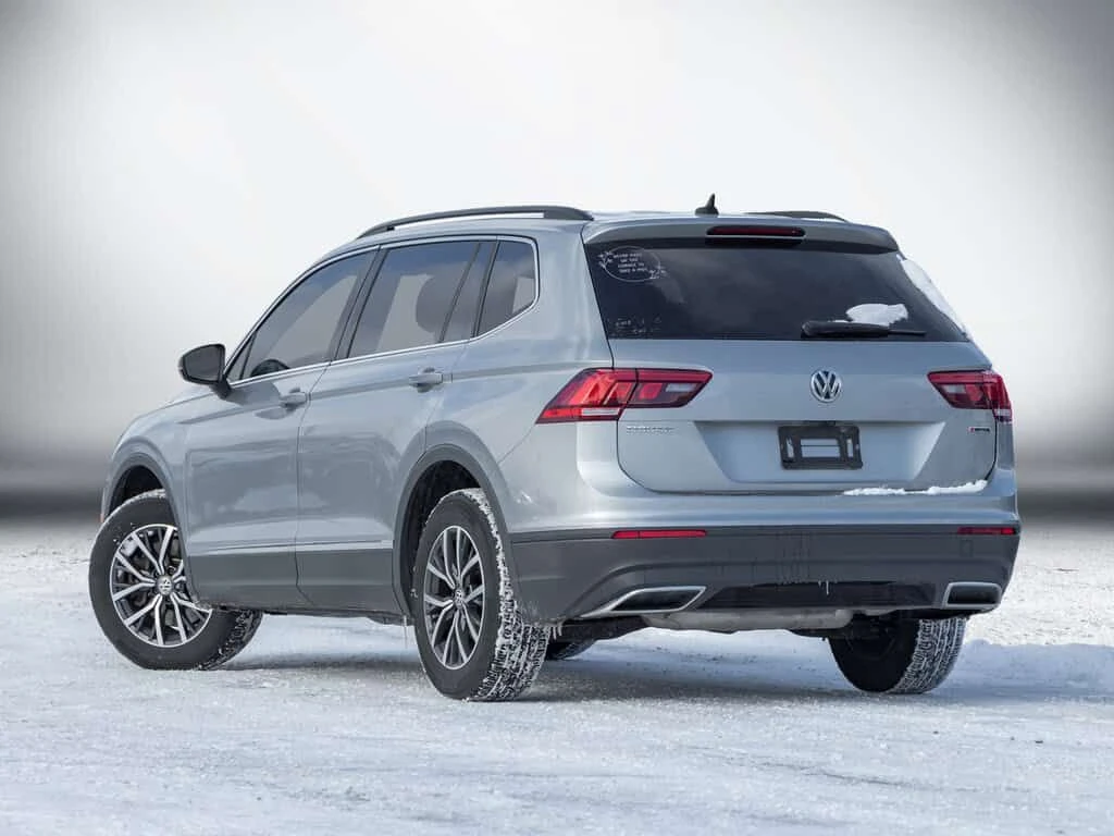 VW Tiguan * Comfortline * CARFAX * ЦЕНА ДО БГ, снимка 5 - Автомобили и джипове - 53801680