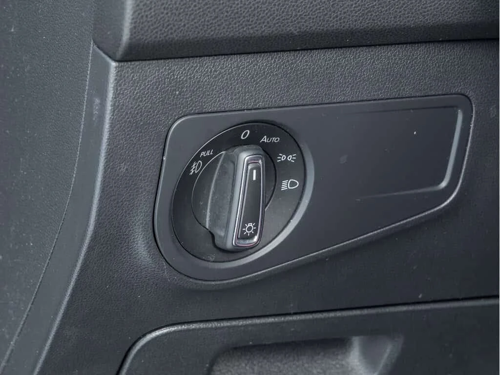 VW Tiguan * Comfortline * CARFAX * ЦЕНА ДО БГ, снимка 8 - Автомобили и джипове - 53801680