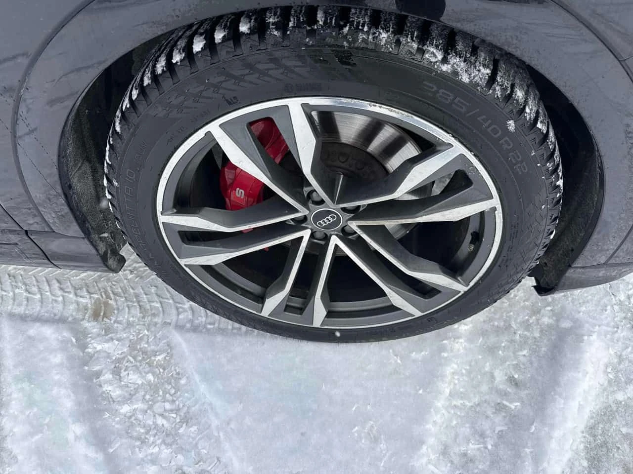 Audi SQ8 * quattro Premium Plus * CARFAX * БЕЗ ПЪРВОНАЧАЛНА, снимка 9 - Автомобили и джипове - 53899446