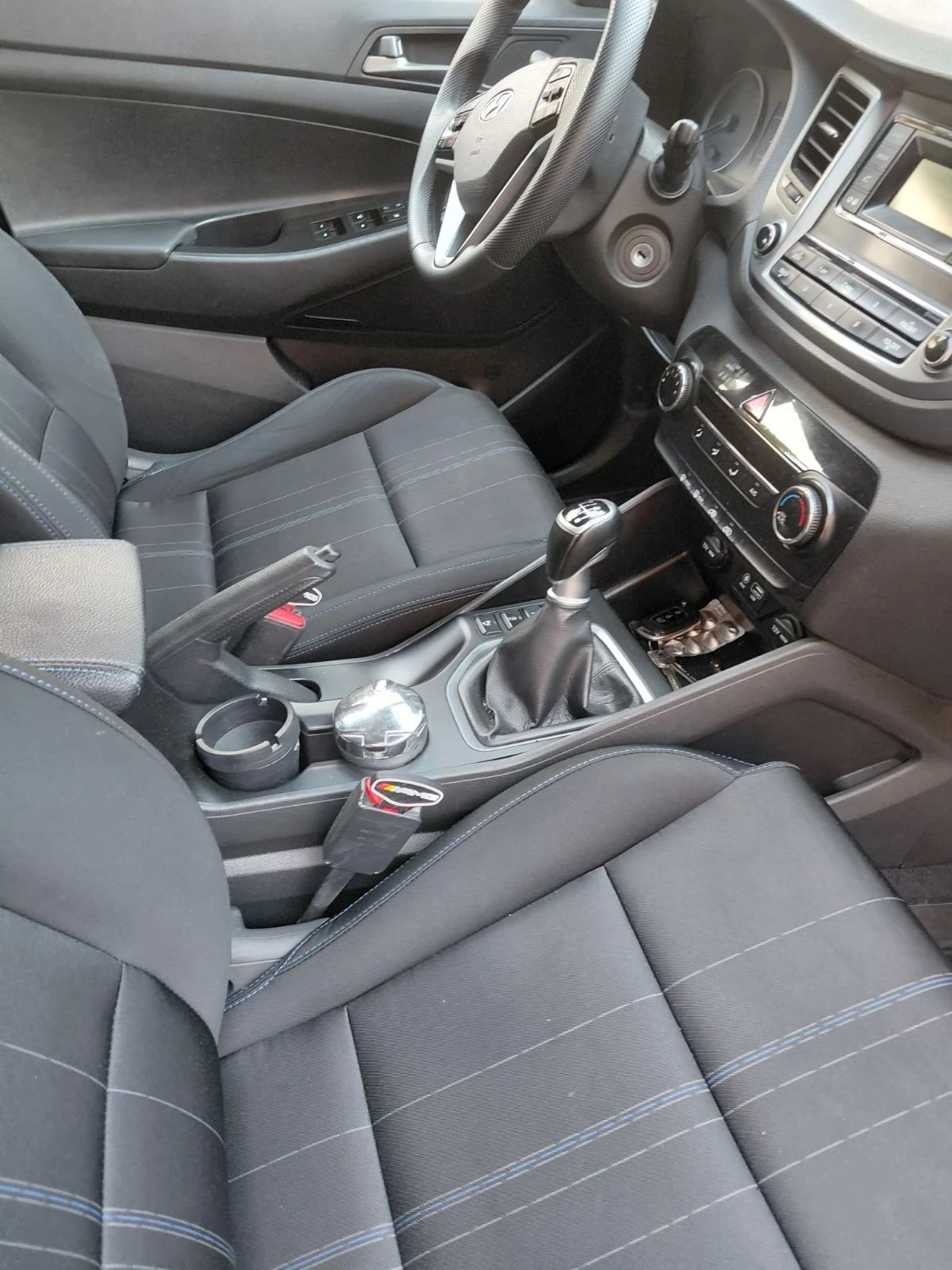 Hyundai Tucson, снимка 5 - Автомобили и джипове - 54861517