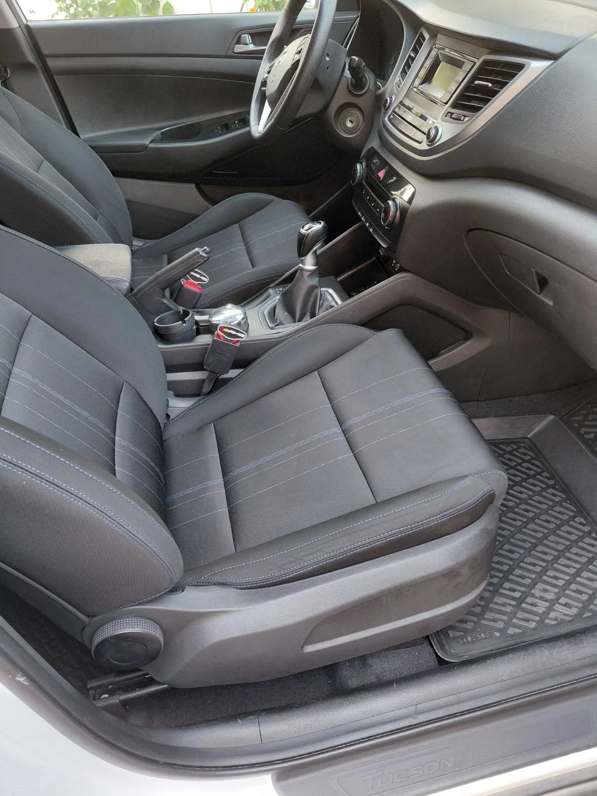 Hyundai Tucson, снимка 8 - Автомобили и джипове - 54861517