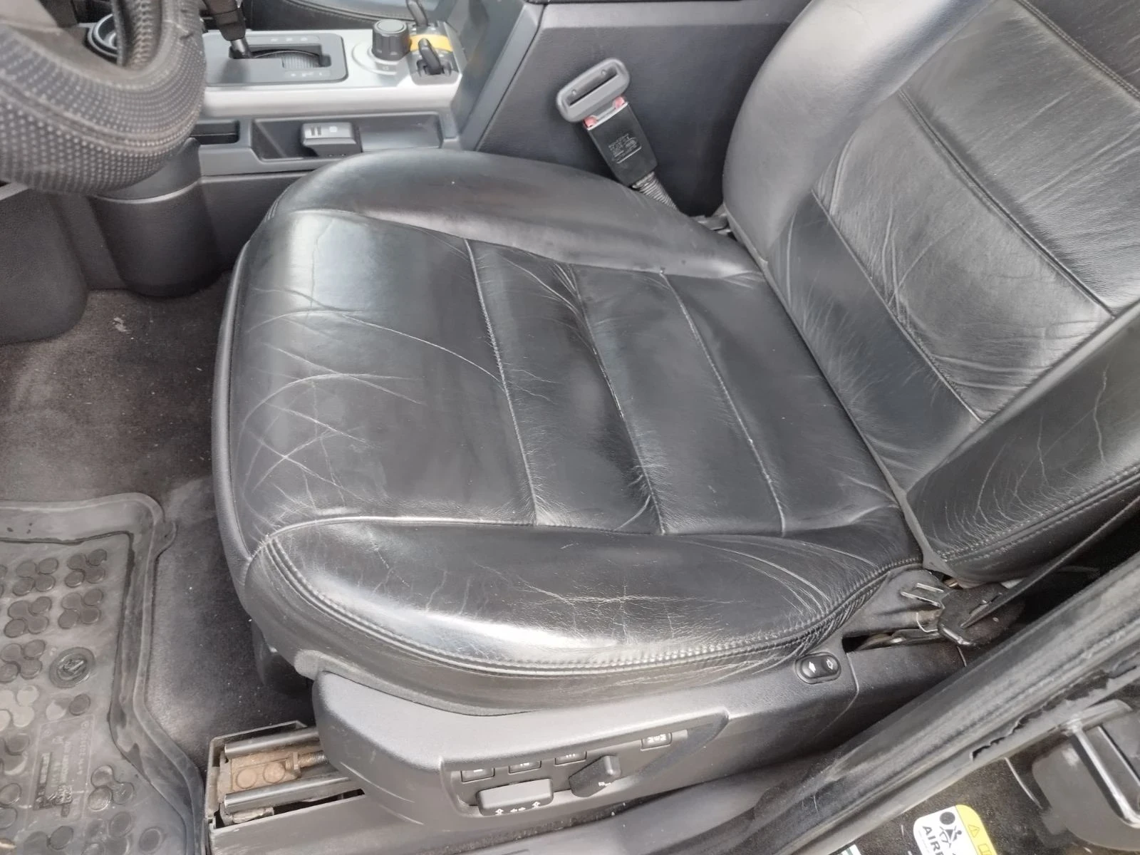 Land Rover Discovery, снимка 10 - Автомобили и джипове - 54512674