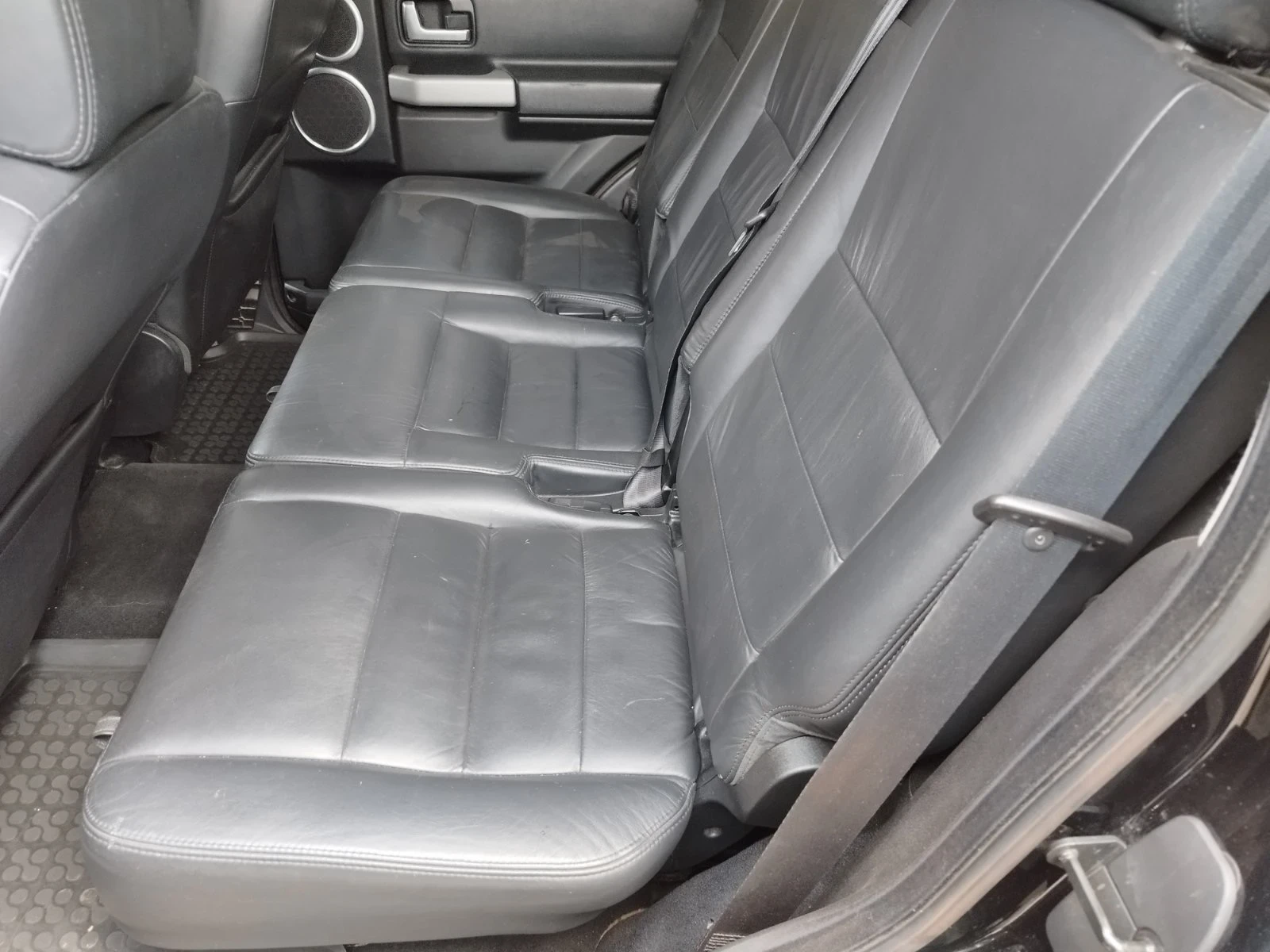 Land Rover Discovery, снимка 9 - Автомобили и джипове - 54512674