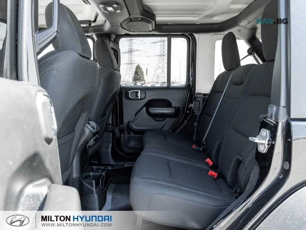 Jeep Wrangler Unlimited Sport* AвтоКредит * (ЦЕНА ДО БГ), снимка 17 - Автомобили и джипове - 54932462
