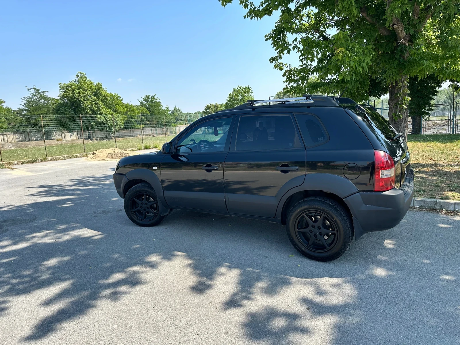 Hyundai Tucson 2.0CRDi, снимка 4 - Автомобили и джипове - 55347152