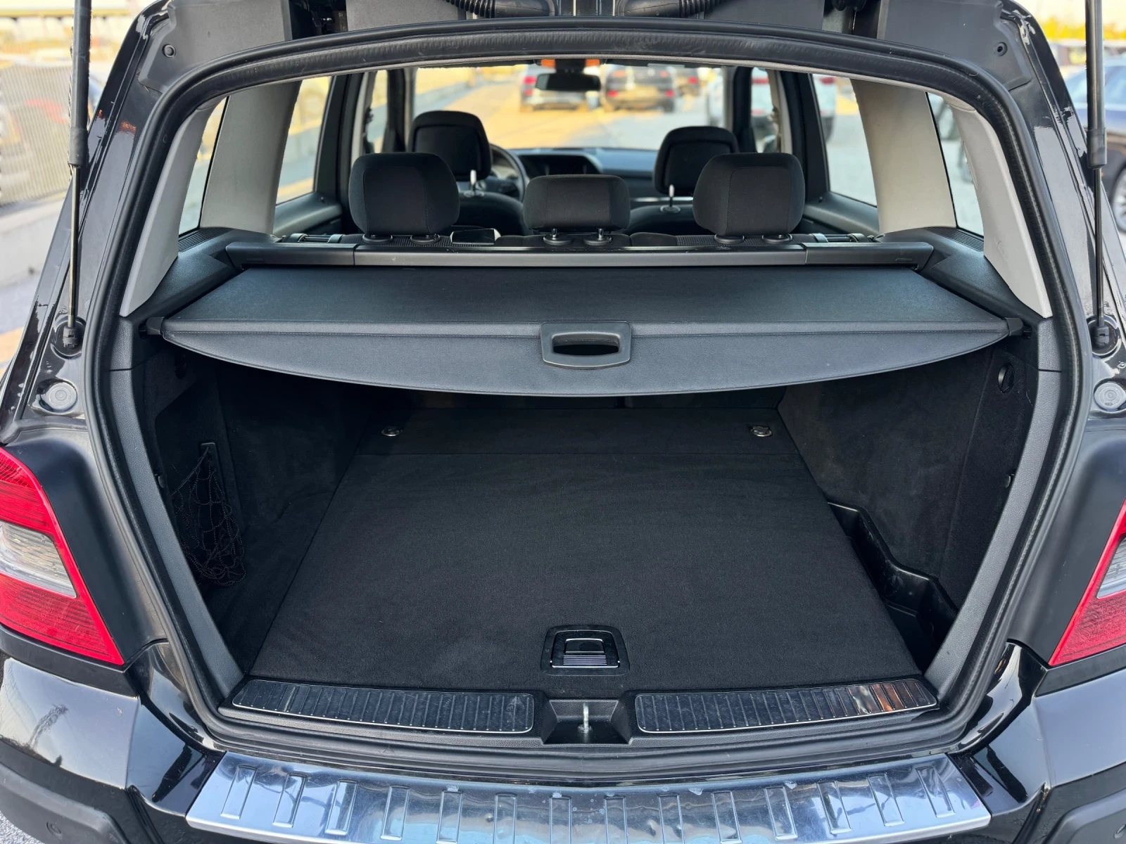 Mercedes-Benz GLK 320CDI sport, снимка 11 - Автомобили и джипове - 55446562