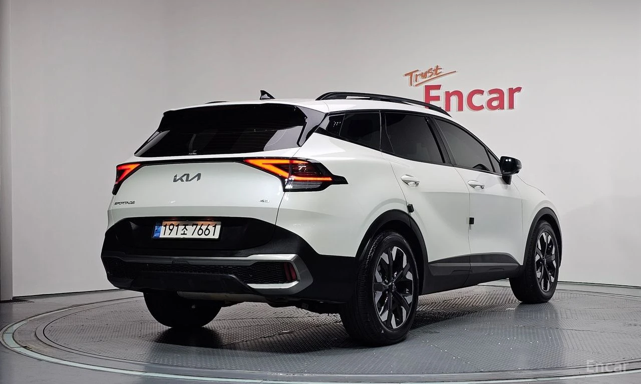 Kia Sportage 1.6T Gravity 4x4* DISTRONIC* 360* KRELL* PANORAMA*, снимка 3 - Автомобили и джипове - 55623805