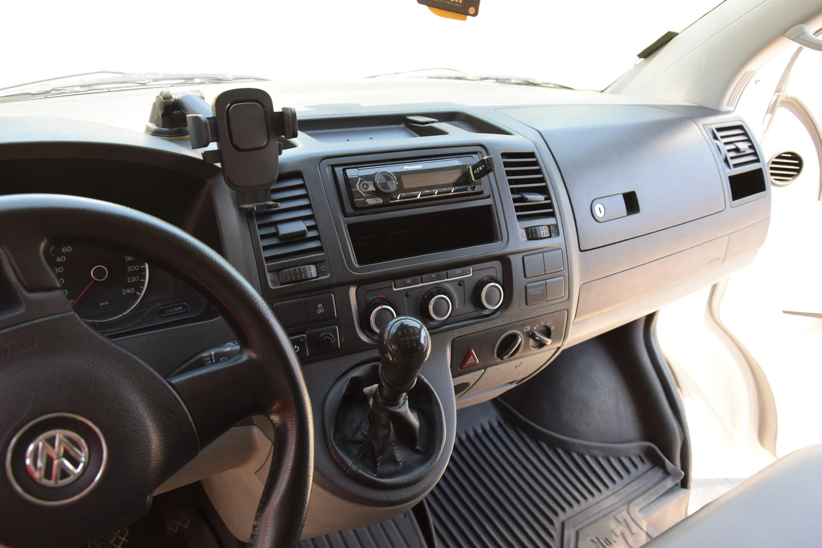 VW Transporter  - изображение 10