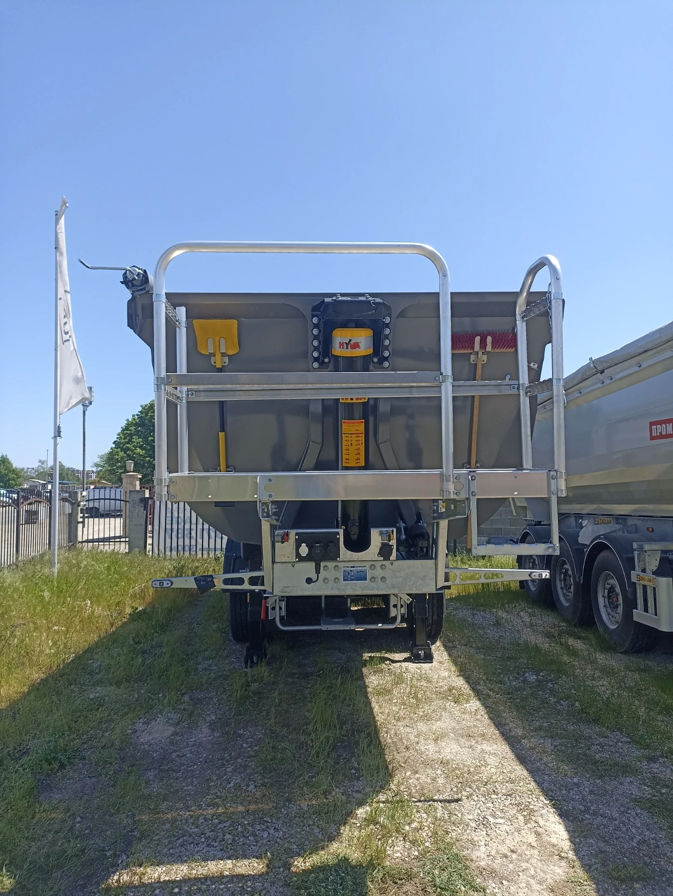  Zaslaw 253 | Mobile.bg   2