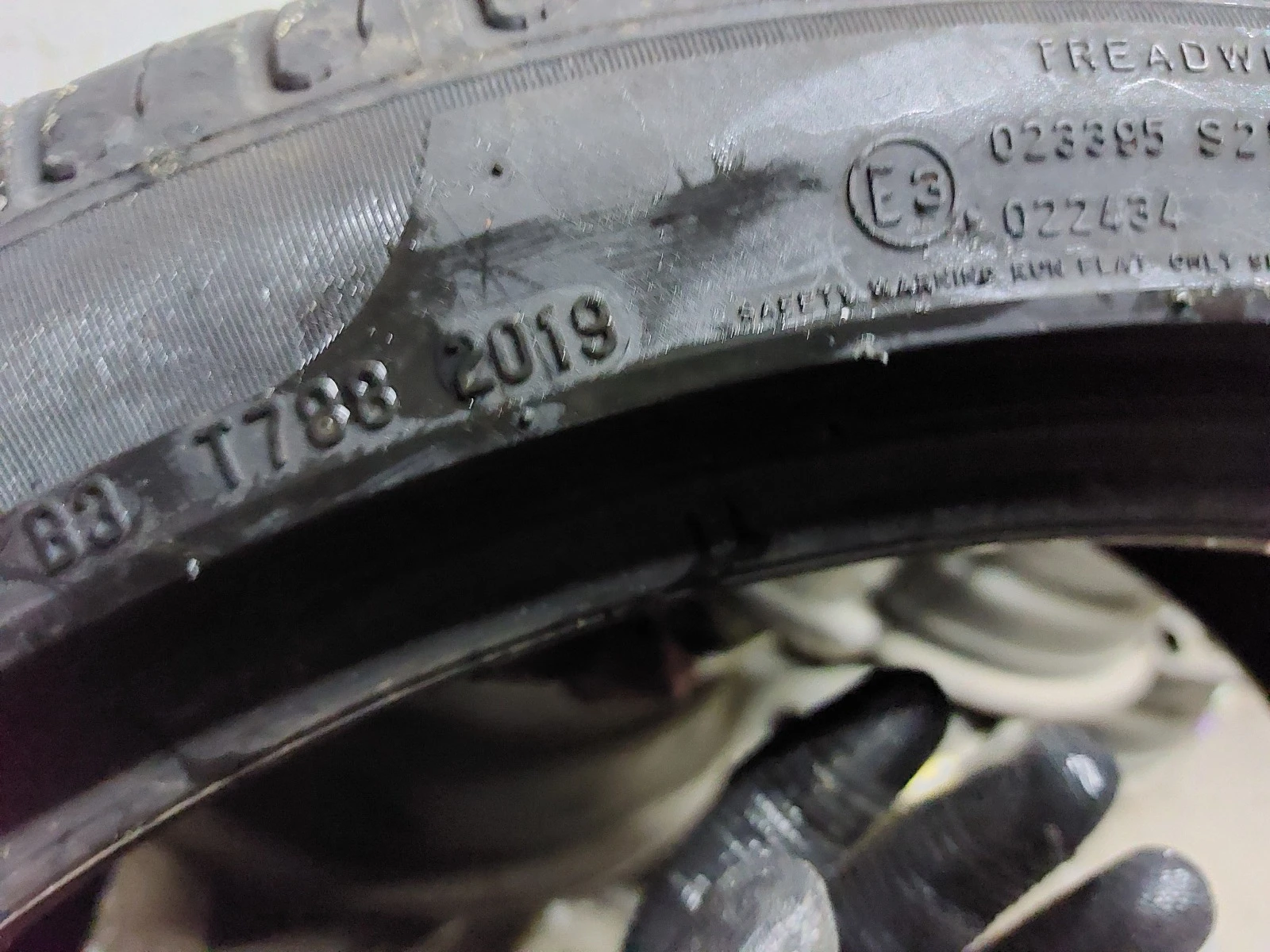 ���� 275/35R19 | Mobile.bg � ����������� 8